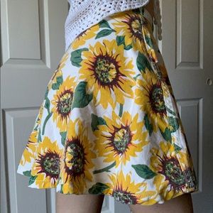 AA / sunflower skirt